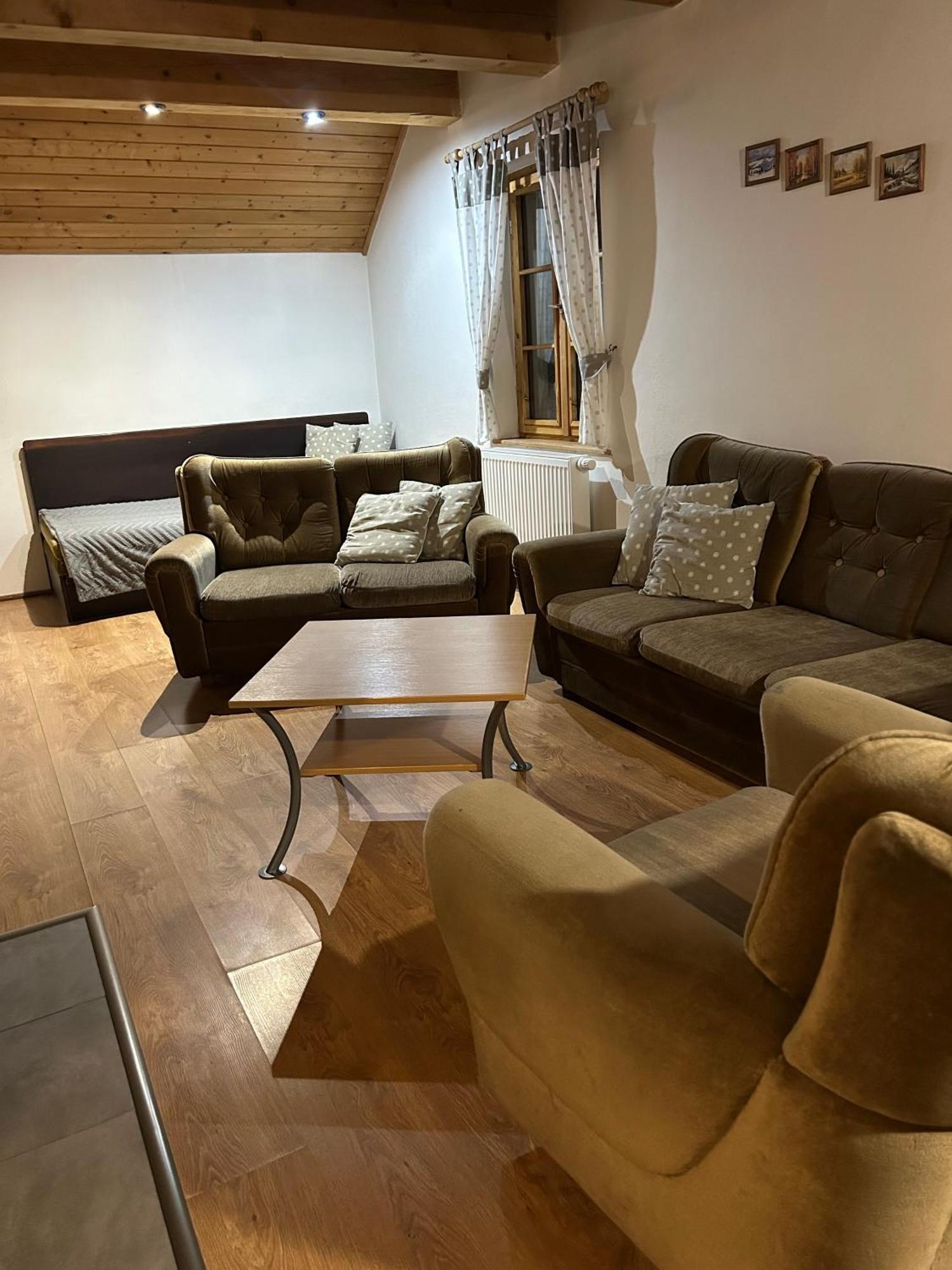 Domcek V Strani Villa Myto pod Dumbierom Luaran gambar